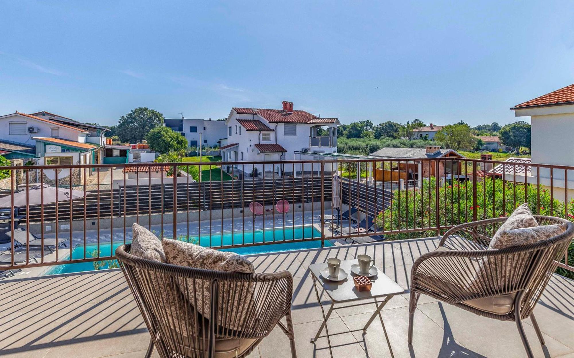 Appartamento Ap Caci Mit Pool - Istriensonne 0712-0737 Medolino Esterno foto